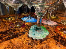 Load image into Gallery viewer, Custom Coaster Wine Glasses
